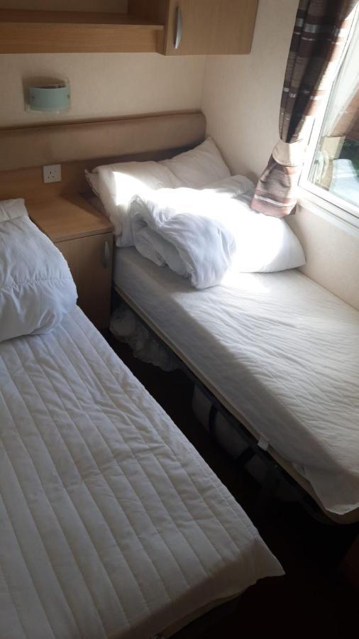 Van Number 123 Beautiful Caravan Sleeps 4 To 6 Aberystwyth Exterior photo